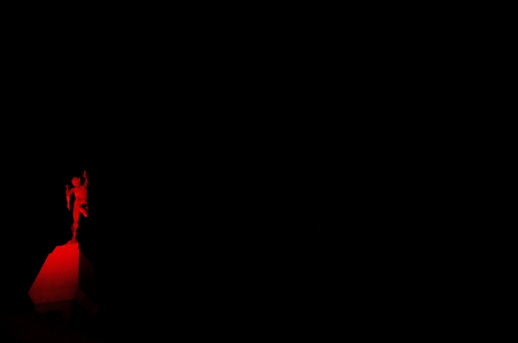 企业400服务电话申请全攻略：材料准备、选号技巧、开通时间及避坑要点